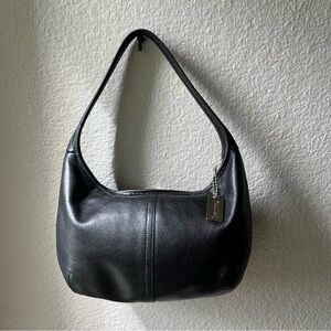 Vintage Coach Ergo Hobo Zip made in 2002 black leather shoulder bag